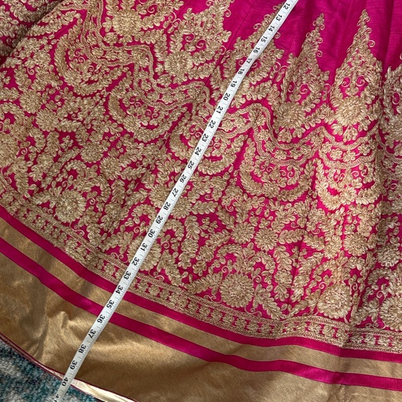 Pink lehenga choli / Indian dress - Picture 2 of 5